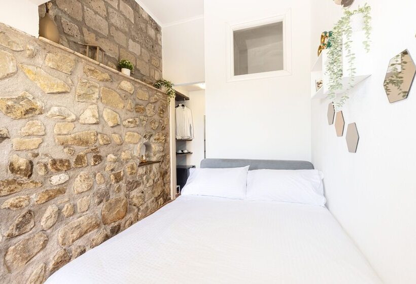 ベーシックルーム, Casale Antonietta