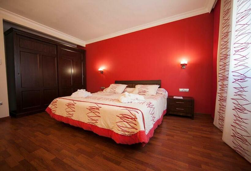 סוויטה, Acosta Centro