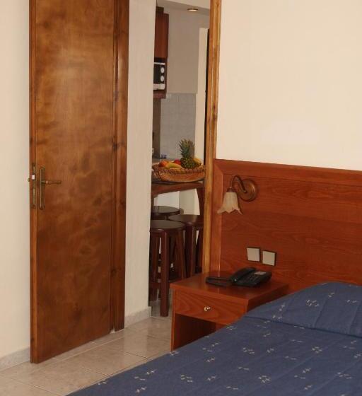 דירת חדר, Agrelli Hotel & Suites