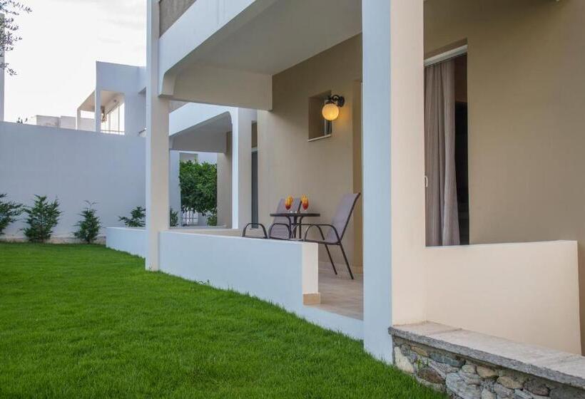 חדר סופריור לארבעה, Agrelli Hotel & Suites