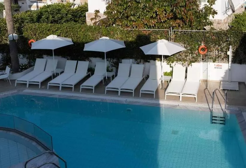 Juniorsviitti, Agrelli Hotel & Suites