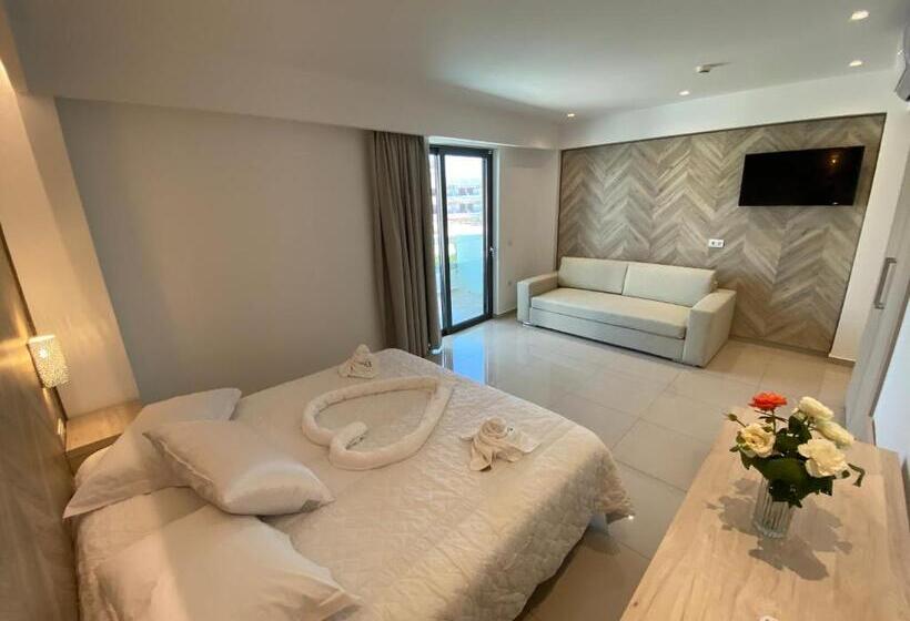 Полулюкс, Agrelli Hotel & Suites