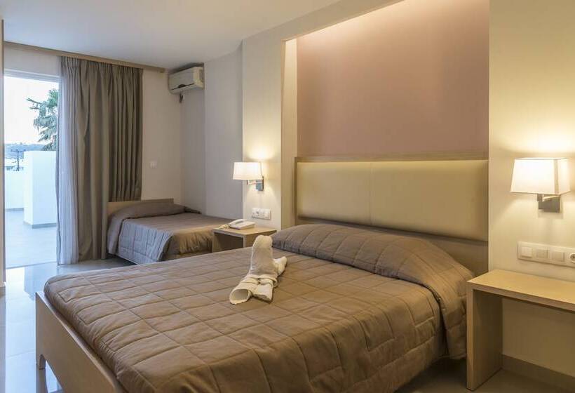 סטודיו סופריור, Agrelli Hotel & Suites