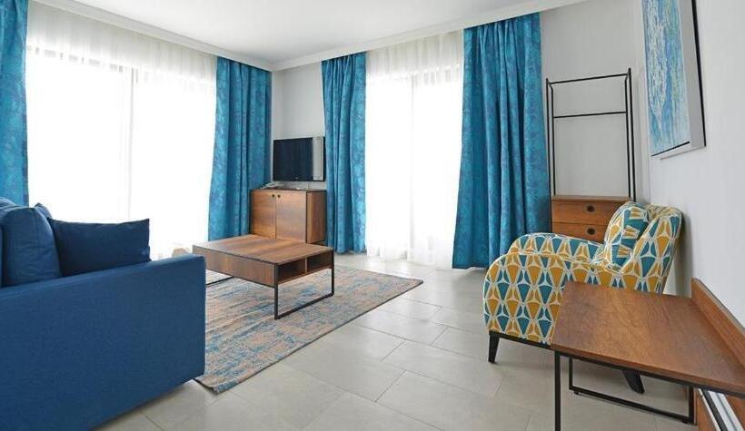 غرفة عائلية, Bitez Garden Life