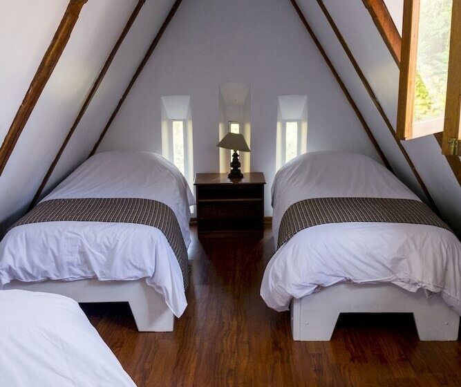 3-Bett-Standardzimmer, Hostal Posada Del Maple