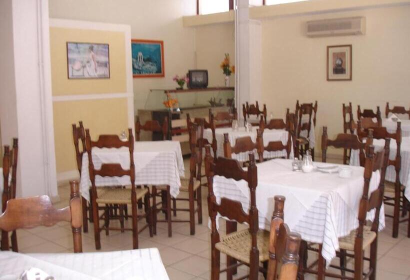 Номер Стандарт Трехместный, Inomaos