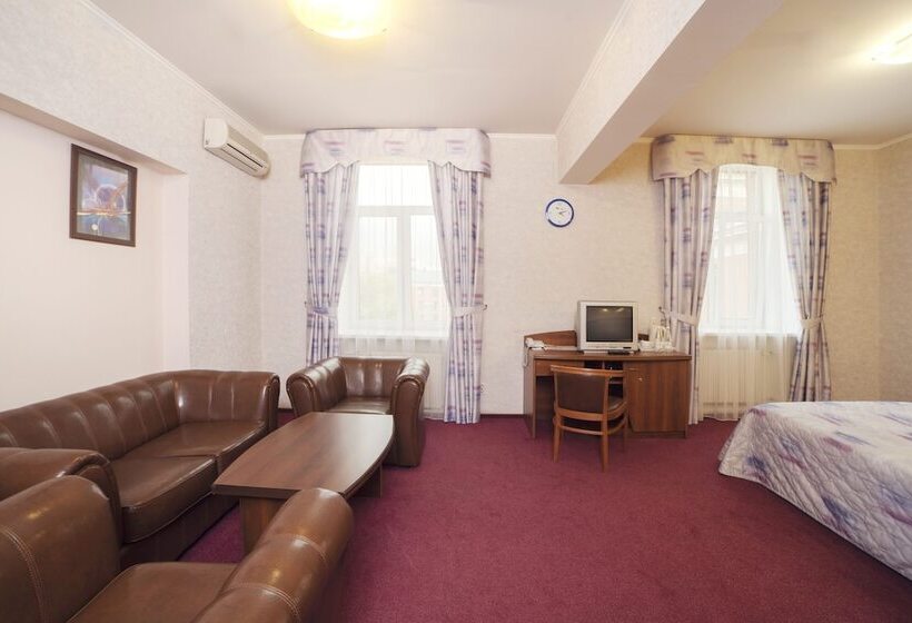 استودیوی استاندارد, Maxima Zarya