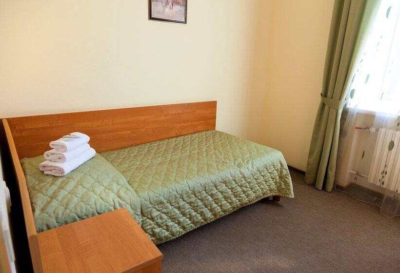 اتاق استاندارد سه نفره, Maxima Zarya