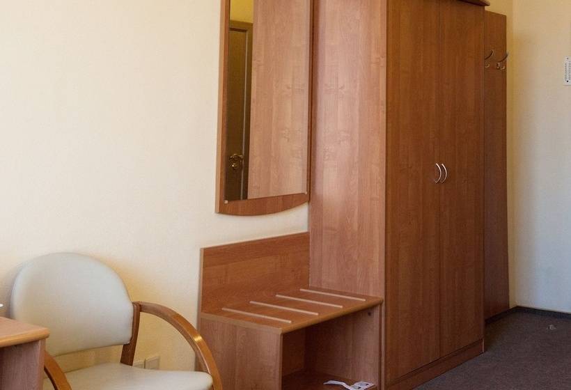 اتاق سوپریور, Maxima Zarya