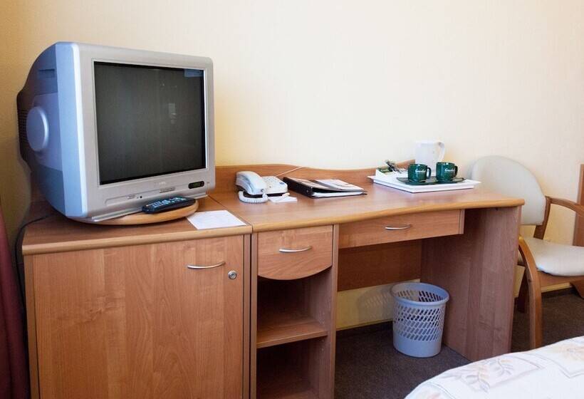 اتاق سوپریور, Maxima Zarya