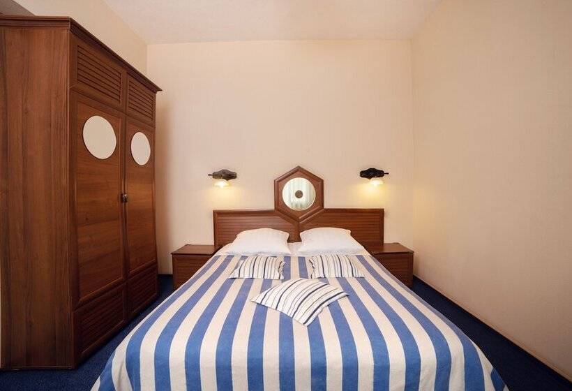 سوییت, Maxima Zarya