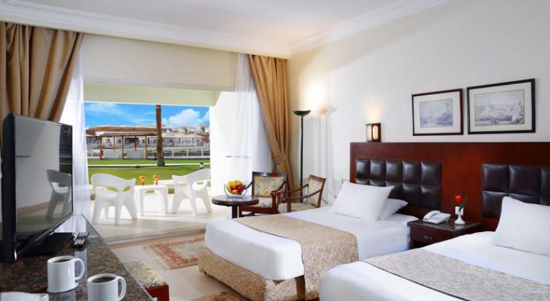 Номер Стандарт Вид на Сад, Pickalbatros Dana Beach Resort   Aqua Park