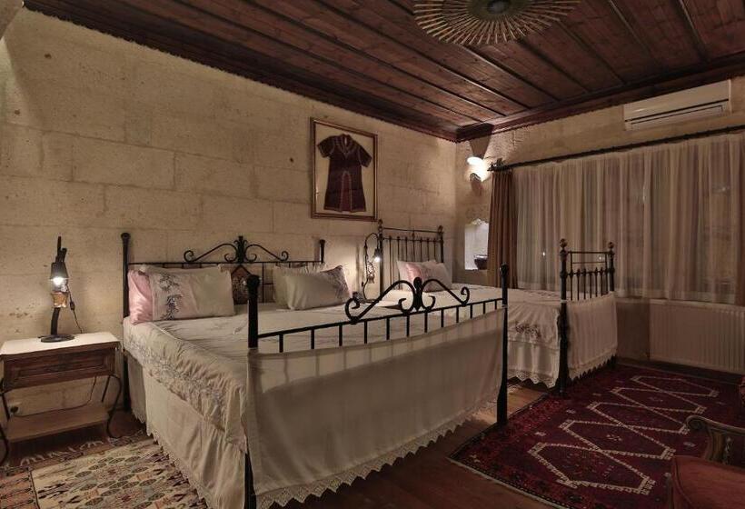 デラックストリプルルーム, Selcuklu Evi Cave Hotel   Special Category