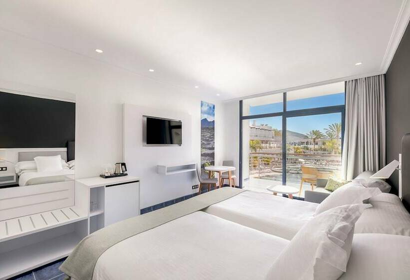 Номер Стандарт Вид на Бассейн, Mirador Papagayo By Livvo