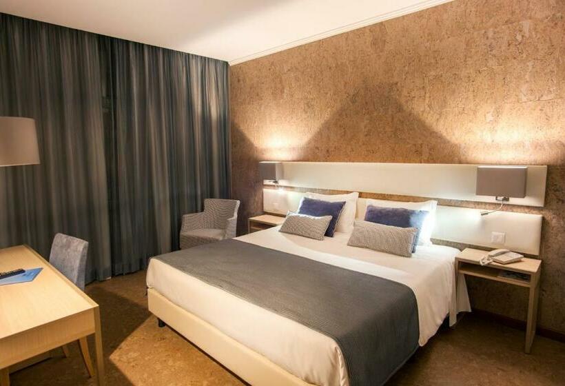 ジュニアスイート, Vila Park