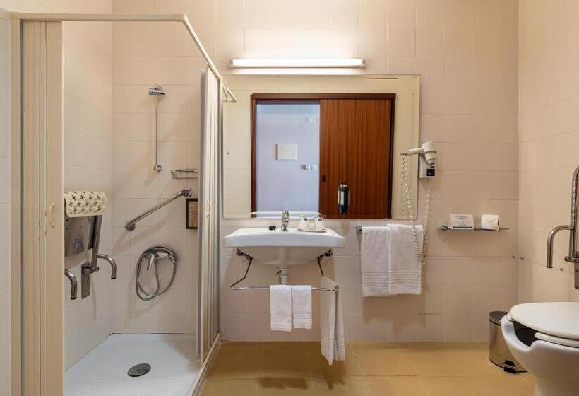 身障者適用スタンダードルーム, Vila Park