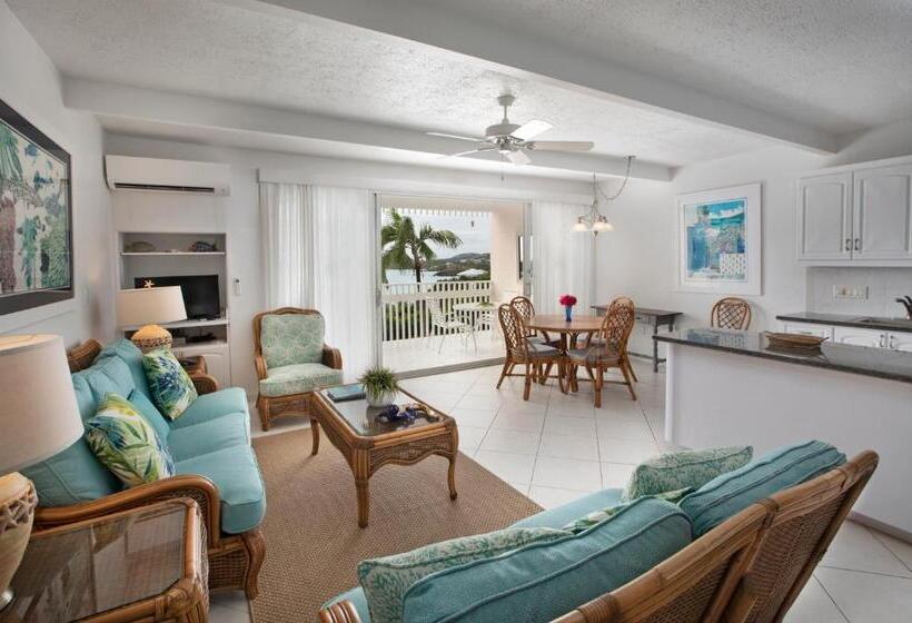 سوئیت دلوکس 2 خوابه, Secret Harbour Beach Resort