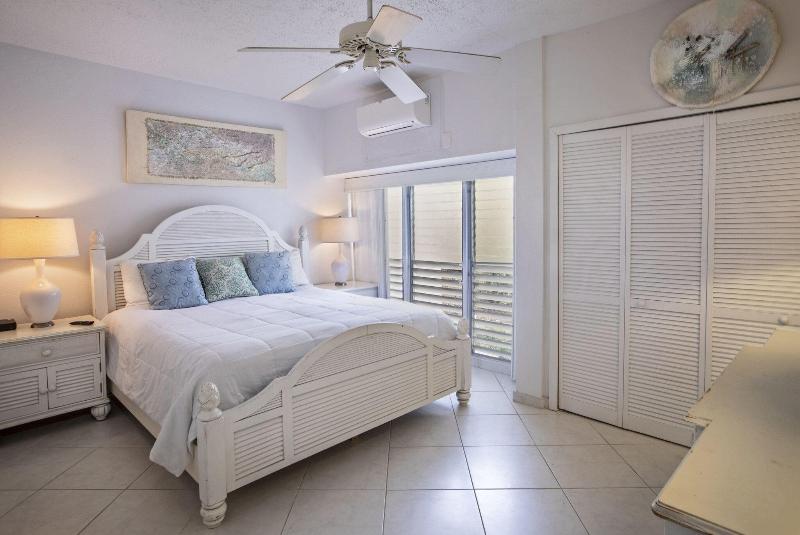 سوئیت 2 خوابه, Secret Harbour Beach Resort