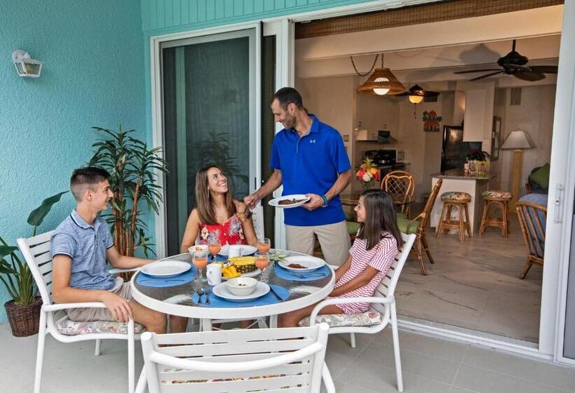 سوئیت 2 خوابه, Secret Harbour Beach Resort