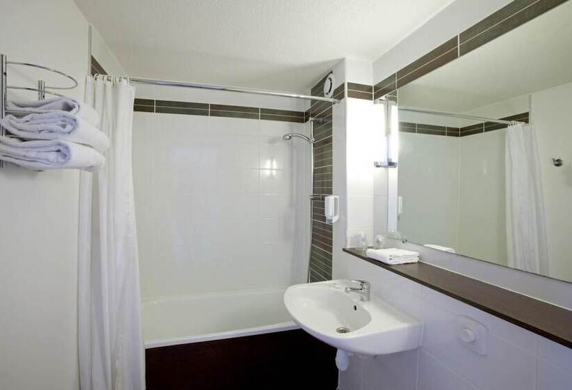 غرفة سوبيريور, Sure Hotel By Best Western Biarritz Aeroport