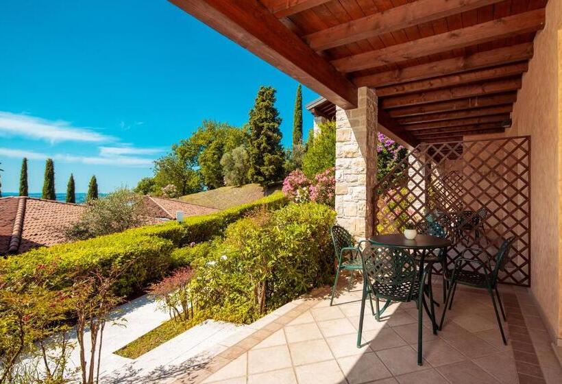 带1个卧室带花园景观的公寓, Domina Borgo Degli Ulivi  Garda Lake