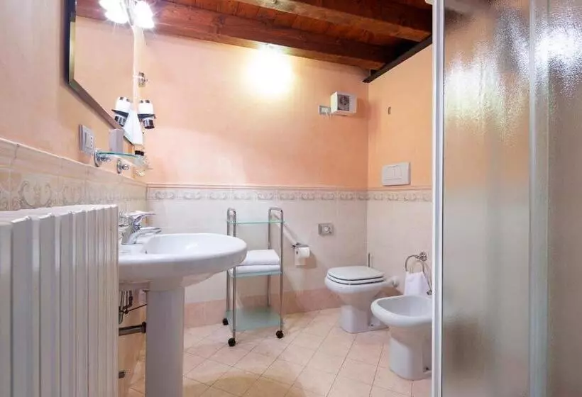 اتاق استاندارد, Domina Borgo Degli Ulivi Garda Lake