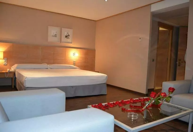 سوییت جونیور, Eurohotel Castellón