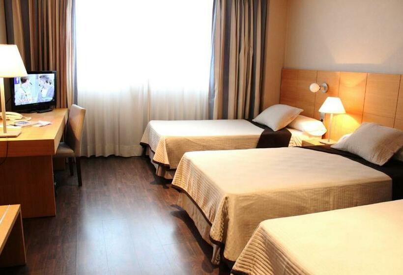Номер Стандарт Трехместный, Eurohotel Castellón