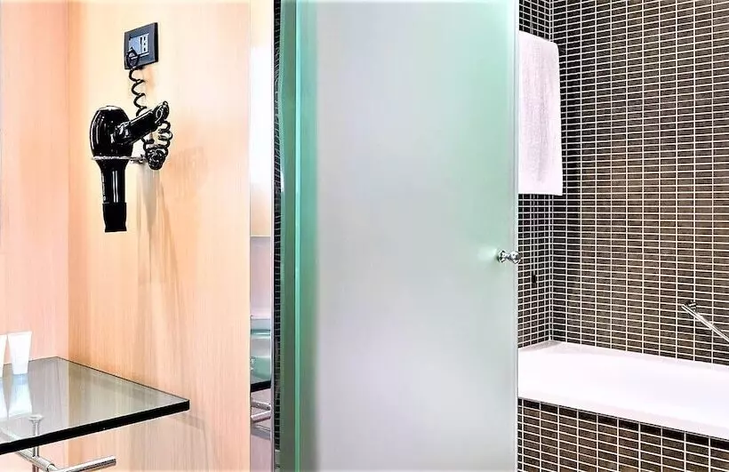 スタンダードルーム, Ac Hotel Milano By Marriott