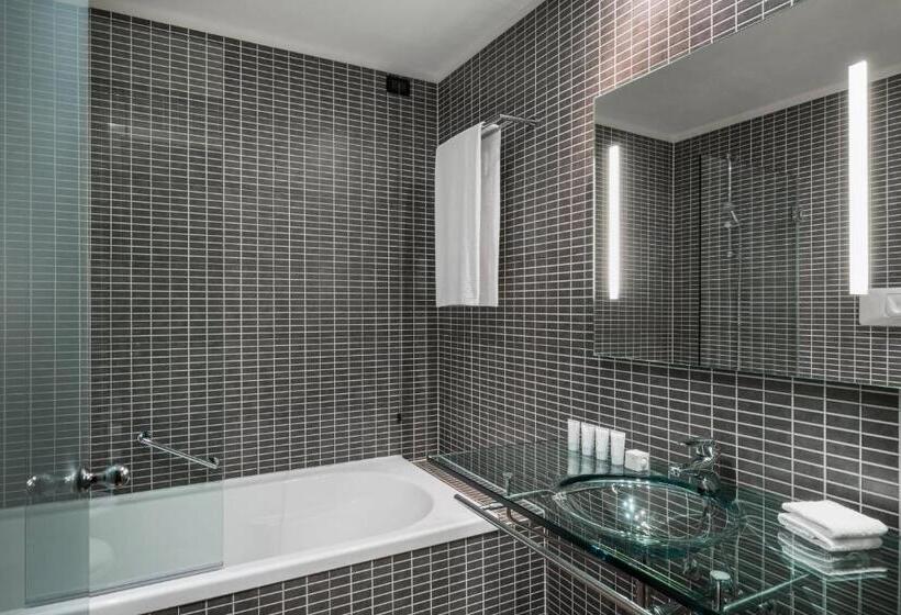 اتاق استاندارد با تخت بزرگ, Ac Hotel Milano By Marriott