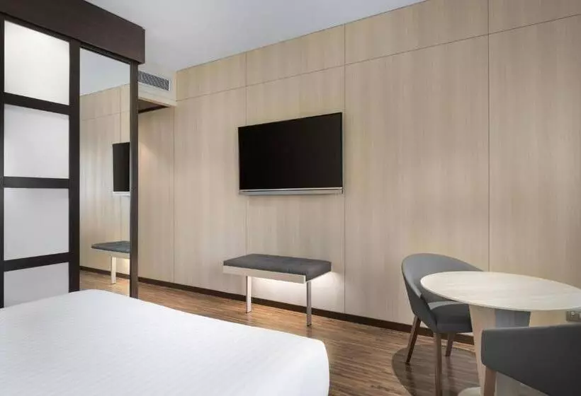 キングサイズベッドのスタンダードルーム, Ac Hotel Milano By Marriott