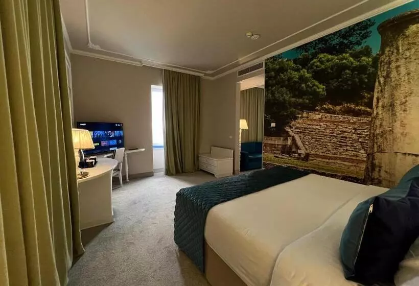 سوییت جونیور با چشم‌انداز دریا, Adriatik Hotel, Bw Premier Collection