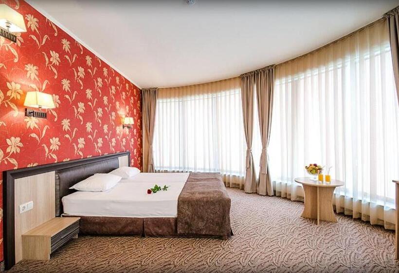 스탠다드 룸, Alliance