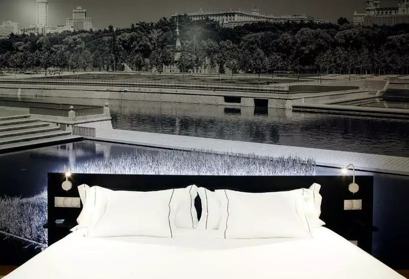 اتاق استاندارد, B&b Hotel Madrid Aeropuerto T4