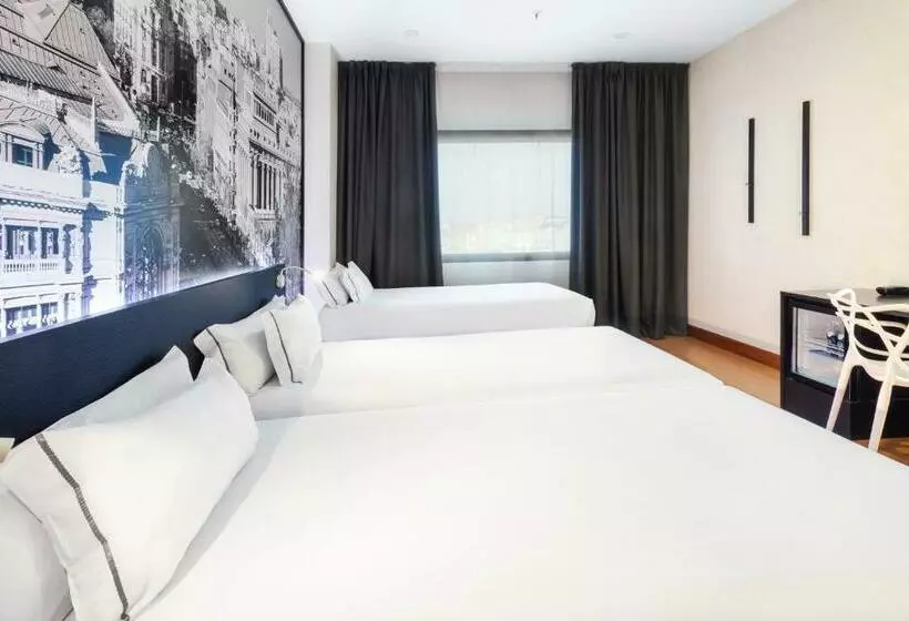 اتاق ساده سه‌ نفره, B&b Hotel Madrid Aeropuerto T4