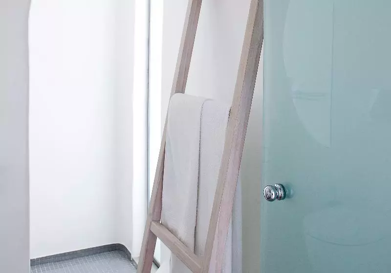 スイート, Belvedere Suites