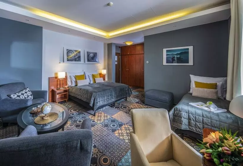 スタンダードトリプルルーム, Budapest Airport Hotel Stáció Wellness & Konferencia