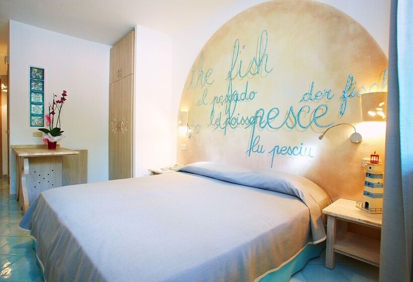 Номер Economy, Corallaro