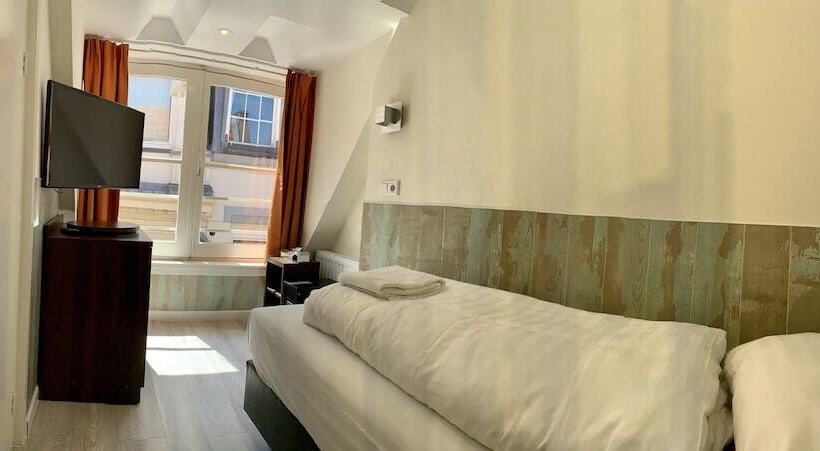 غرفة قياسية فردية, Damrak Inn