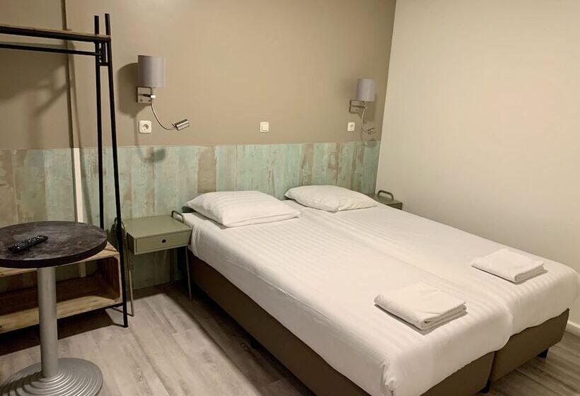 غرفة قياسية, Damrak Inn