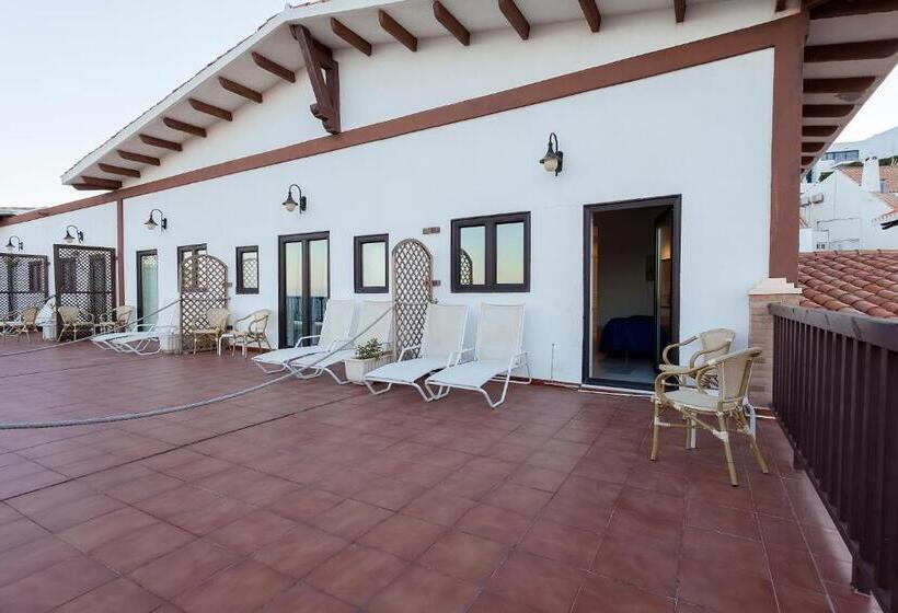 テラス付きスタンダードルーム, Dona Pakyta