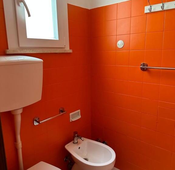 اتاق استاندارد, Enna Rimini