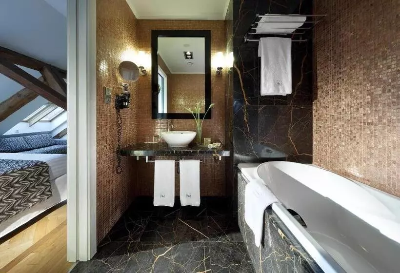 Deluxe-huone, Eurostars Thalia