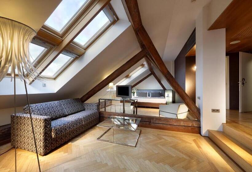 اتاق لوکس, Eurostars Thalia