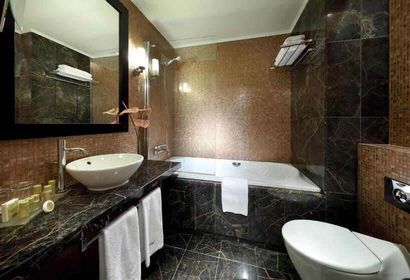 اتاق لوکس, Eurostars Thalia