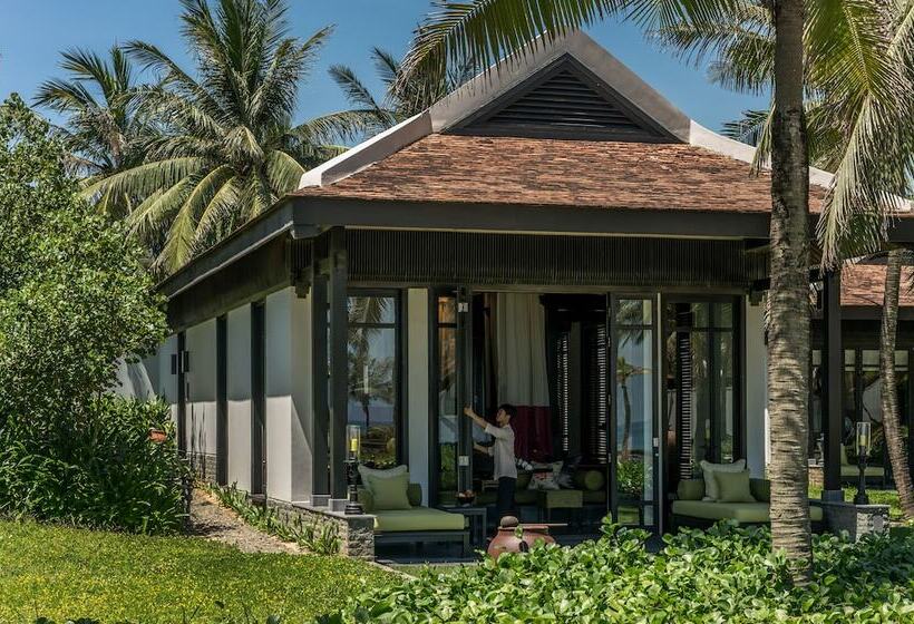 ویلای 1 خوابه, Four Seasons The Nam Hai, Hoi An, Vietnam