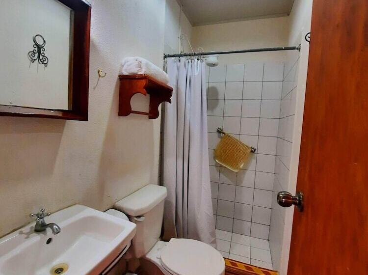 패밀리 룸, La Posada Del Doctor