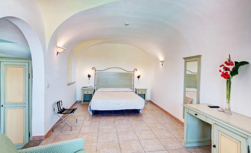 סוויטת ג'וניור נוף לים, Li Graniti