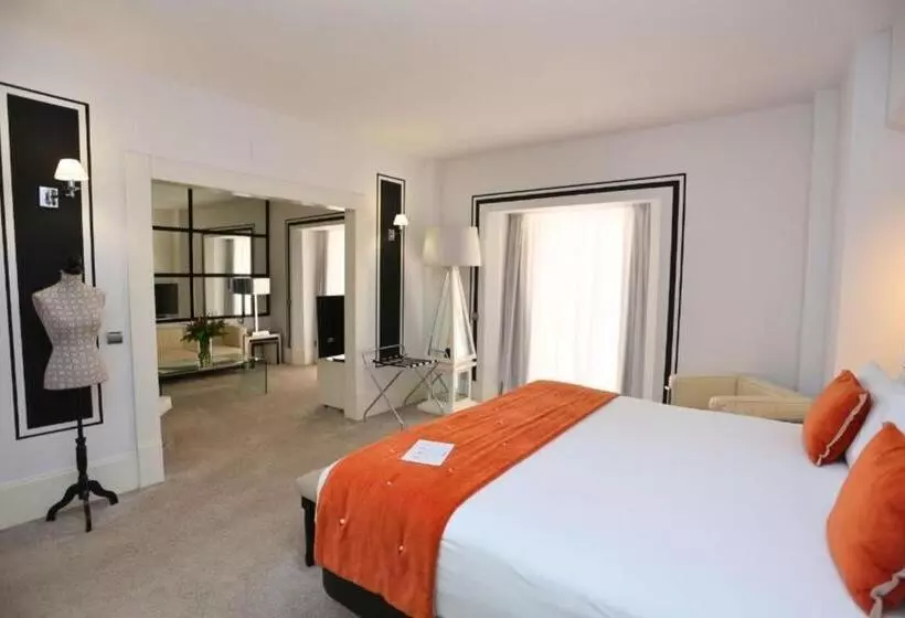 سوییت جونیور, Mariposa Hotel Malaga