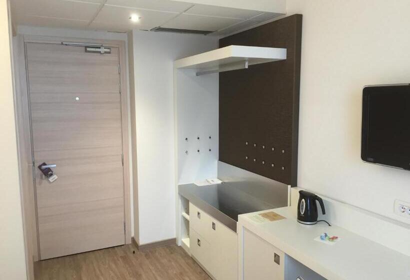 Номер Стандарт, Mercure Bergamo Aeroporto